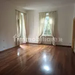 Rent 5 bedroom house of 772 m² in Varese