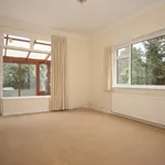 Rent 2 bedroom flat in Woking