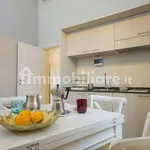 Rent 1 bedroom apartment of 40 m² in Florence