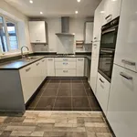 Rent 4 bedroom apartment in East Midlands