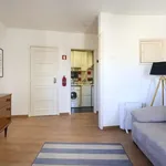 Rent 1 bedroom apartment of 50 m² in lisbon