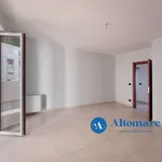 Rent 4 bedroom apartment of 130 m² in Bari