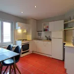 Rent a room of 100 m² in brussels