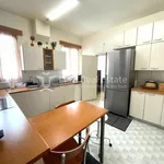 Rent 4 bedroom apartment of 250 m² in Athens