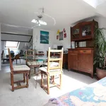 Huur 1 slaapkamer appartement van 70 m² in brussels