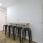 Rent a room of 100 m² in valencia