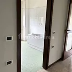 Rent 2 bedroom apartment of 85 m² in Varese