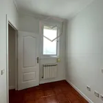 Rent 2 bedroom apartment of 53 m² in Madrid