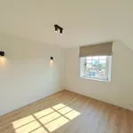 Rent 4 bedroom house of 219 m² in Moen