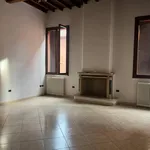 Rent 2 bedroom apartment of 100 m² in ferrara