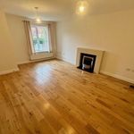 Rent 3 bedroom flat in West Midlands