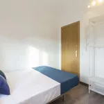 Rent a room of 83 m² in madrid