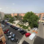 Rent 4 bedroom apartment in Madrid