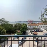 Rent 1 bedroom apartment of 40 m² in lisbon