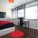 Rent a room of 76 m² in london