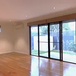 Rent 3 bedroom house in Blackburn South