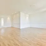 Huur 4 slaapkamer appartement van 130 m² in Amsterdam