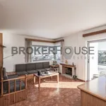 Rent 4 bedroom apartment of 182 m² in Παράδεισος