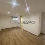 Rent 4 bedroom house of 132 m² in Amadora