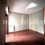 Rent 5 bedroom apartment of 200 m² in Naples