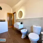 Affitto 5 camera appartamento di 115 m² in Catania