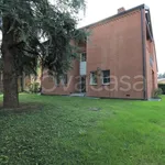 Rent 10 bedroom house of 400 m² in Arese