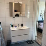 Huur 2 slaapkamer appartement van 65 m² in Huizum-Badweg