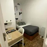 Rent a room of 95 m² in Barcelona