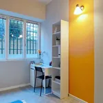 Rent a room in milan