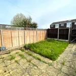 Rent 4 bedroom flat in East Of England