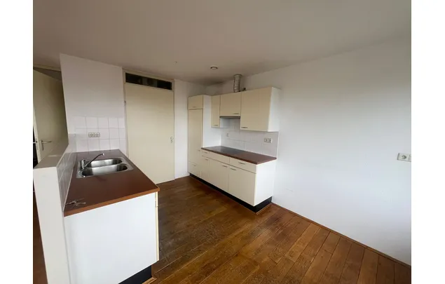 Huur 3 slaapkamer appartement van 86 m² in Schiemond