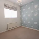 Rent 3 bedroom flat in East Of England