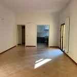 Affitto 3 camera appartamento di 126 m² in Bologna