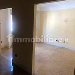 Rent 5 bedroom apartment of 140 m² in Terni