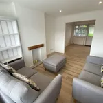 Rent 3 bedroom flat in Yorkshire And The Humber