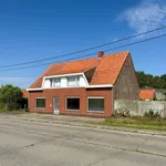 Rent 2 bedroom house of 944 m² in Woumen