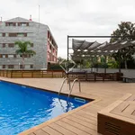 Rent 2 bedroom apartment of 89 m² in Barcelona