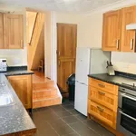 Rent 3 bedroom flat in Wales