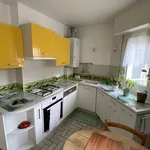 Rent 4 bedroom apartment of 93 m² in SAUMUR