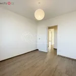 Pronajměte si 4 ložnic/e byt o rozloze 74 m² v Praha