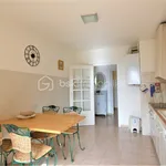 Appartement de 102 m² avec 4 chambre(s) en location à Ajaccio