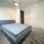 Rent 1 bedroom flat in Leeds