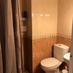 Alquilar 4 dormitorio apartamento en Alicante