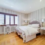 Rent 3 bedroom apartment in London