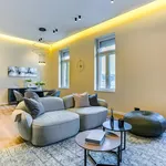 Rent 2 bedroom apartment of 85 m² in Budapest