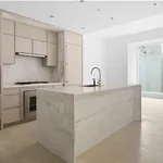 Rent 1 bedroom apartment of 78 m² in New York