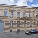 Pronajměte si 3 ložnic/e byt o rozloze 1045 m² v Brno