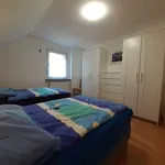 Miete 8 Schlafzimmer wohnung von 125 m² in Duisburg