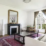 Appartement de 753 m² avec 2 chambre(s) en location à Paris