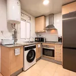 Rent a room of 142 m² in Barcelona